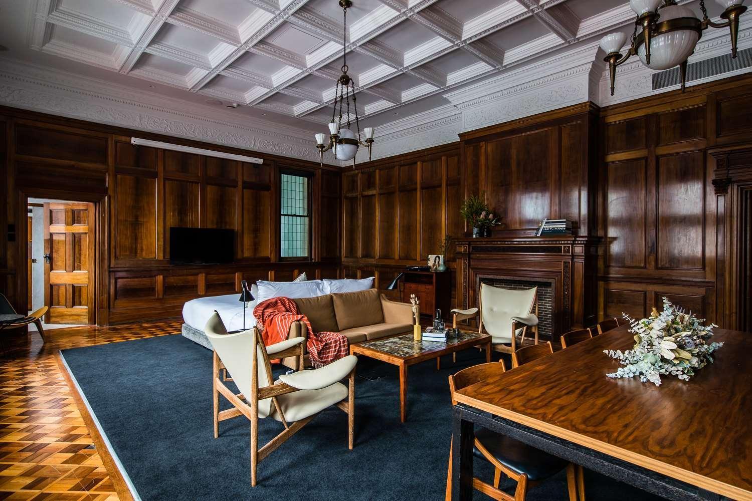فندق ذا أولد كليير سيدني المظهر الخارجي الصورة The interior of the Governor's Suite